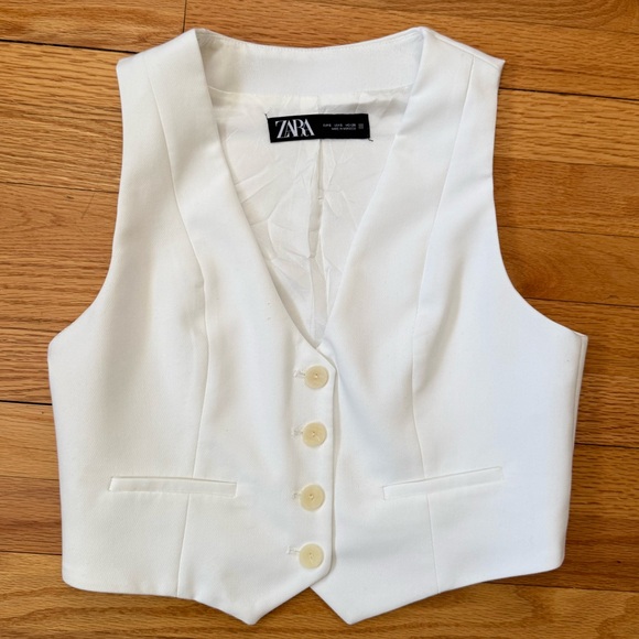 Zara Vest - Picture 2 of 6